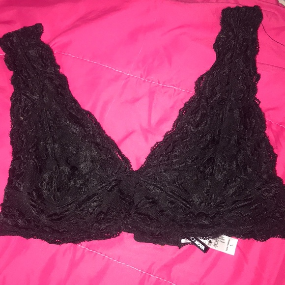 Fashion Nova Other - Black laced Bralette Fashion Nova Other - Black laced Bralette